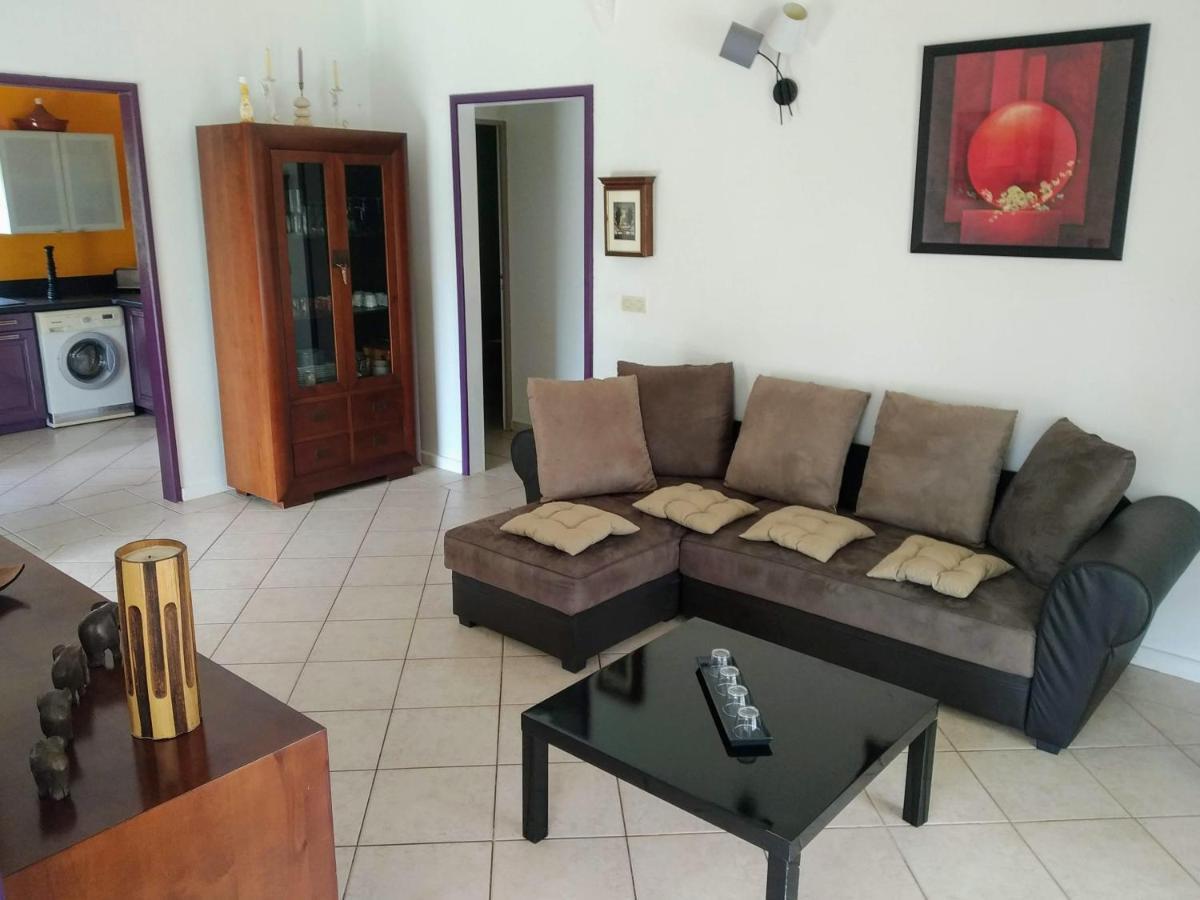 Villa & Bungalow Fleur De Coco Сен-Ан Екстериор снимка